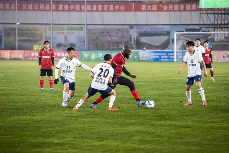 法国乙级联赛：勒阿弗尔 VS 尼姆